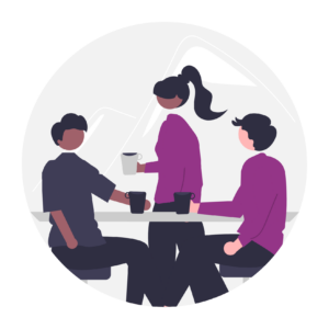 Groupe de consommateurs discutant autour d'une table pour faire émerger des idées et tester des concepts